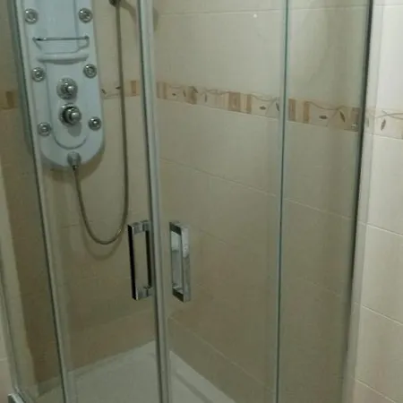 - 1 Bedroom With Sea Views - 0582 Апартаменти